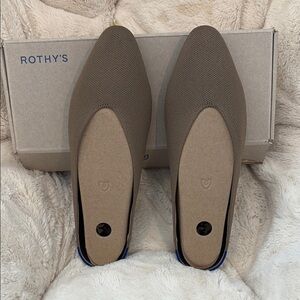 Rothy's Tan Flats Sleek Professional Loafers